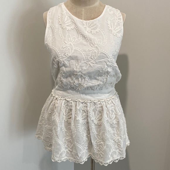 Anthropologie Tops - Anthropologie white top